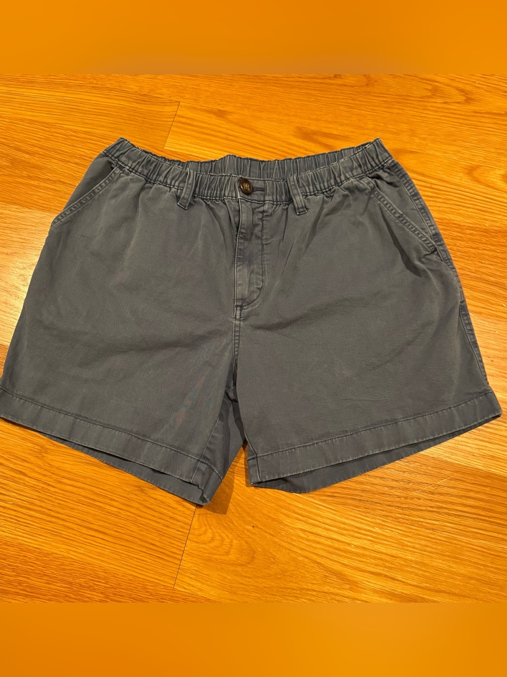 chubbies Men’s Flat Front Shorts in Slate Blue
